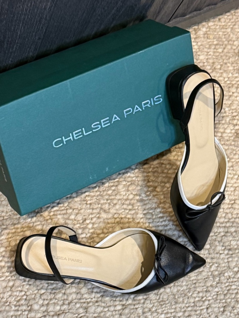 --Chelsea Paris * Yona Flats Size 39 (9) OWO - Picture 4 of 6